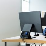 chef-entreprise-ordinateur